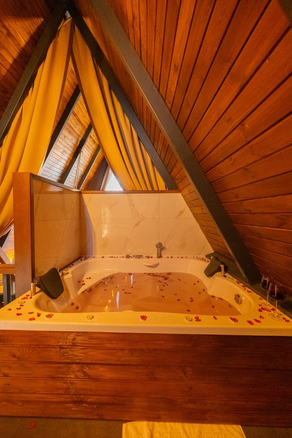 listing card gallery