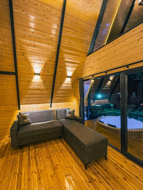 listing card gallery