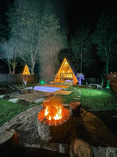 listing card gallery